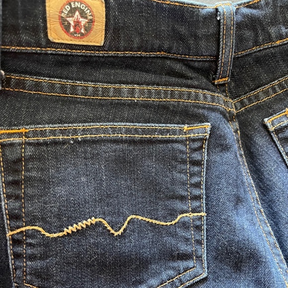 Red Engine Ankle Cropped Denim Jean Size 30 - Picture 2 of 4